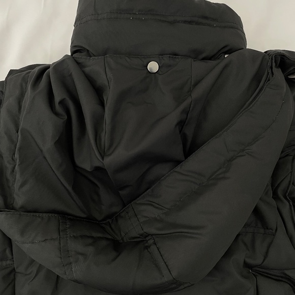 Brandon Thomas Medium Puffer Jacket Black with Removable Hood and Arm Sleeves - Picture 5 of 11